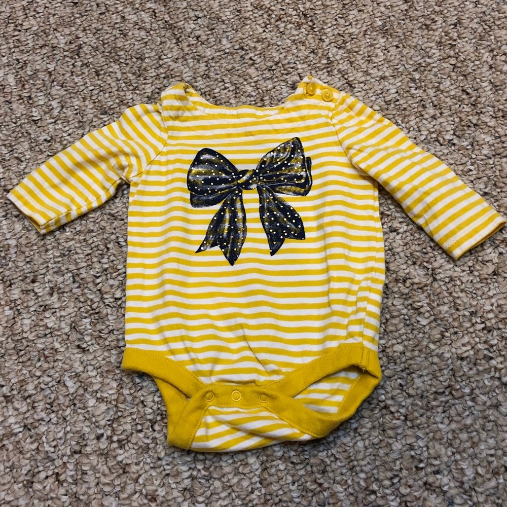 Baby GAP onesie 0-3 months